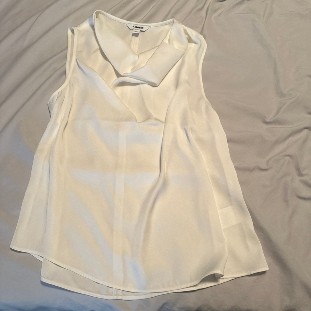 White tank top blouse
